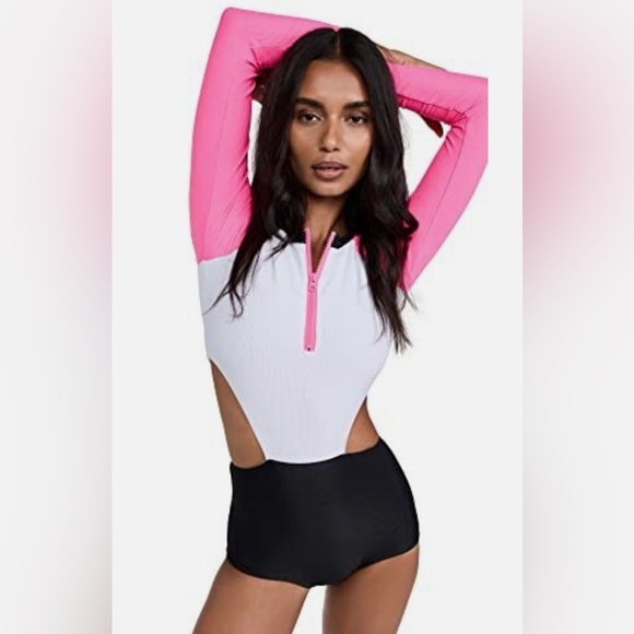 Beach Riot Other - Beach Riot NWOT Women's‎ Pink/Black Bethany Rash Guard Long Sleeve Swimsuit Sz S